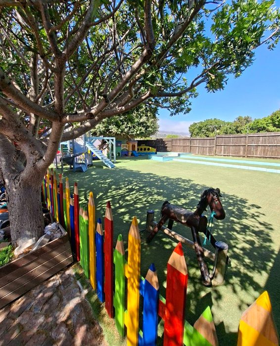 Jungle garden play area